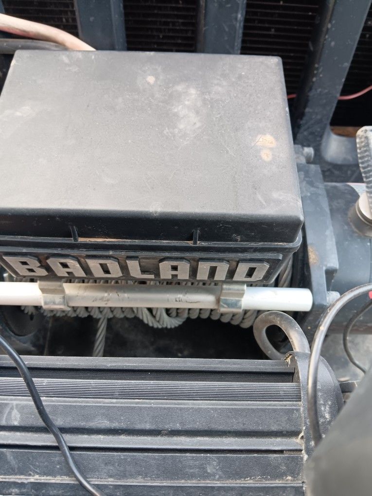 9000lbs Badlands Winch