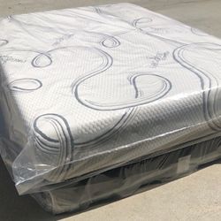 TWIN MEMORY FOAM MATTRESSES SET WHIT BOX SPRING BRAND NEW ✅️ 
