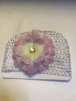 Little girl baby hat with flower and Jewel! Pink and white- New!