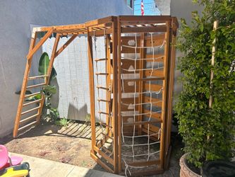 Playground Avenlur