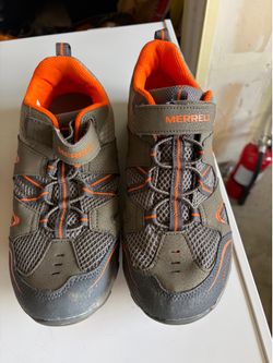 Merrill trail shoes size 6.5 men’s free