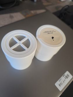 Jolie Shower Head 2 BRAND NEW FILTERS!!