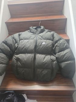 Nike therma fit jacket new medium