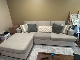 Cream Couch with Reversible Chaise