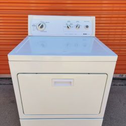 Very High Quality Kenmore, 90 Series Electric Dryer!!! Heavy Duty!!! Super Large Capacity!!! The Drum Inside Looks Brand New!!! Must See To Appreciate
