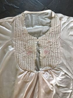 Vintage Nightgown size small