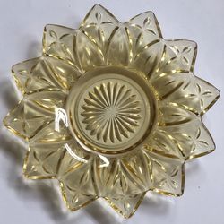 Vintage Federal Glass Plate - Amber Petal Starburst