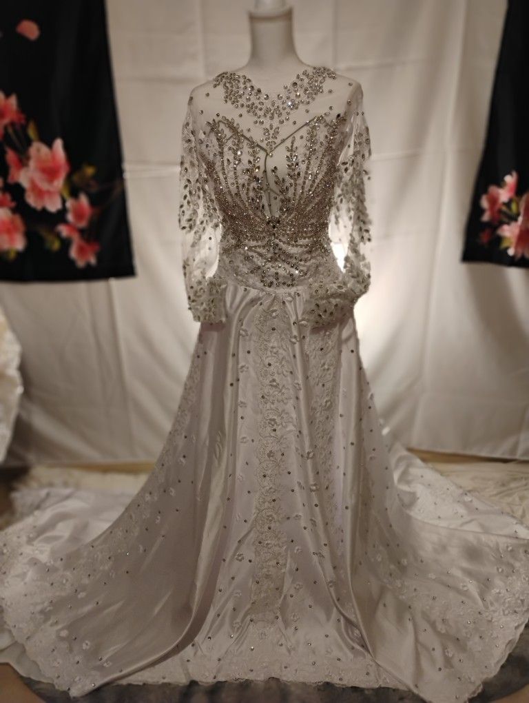 Never Worn Wedding Gown