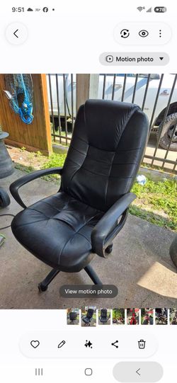 Nice Used Large Black Office Chair.