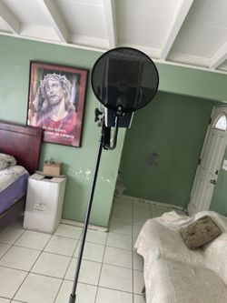 AKG Microphone