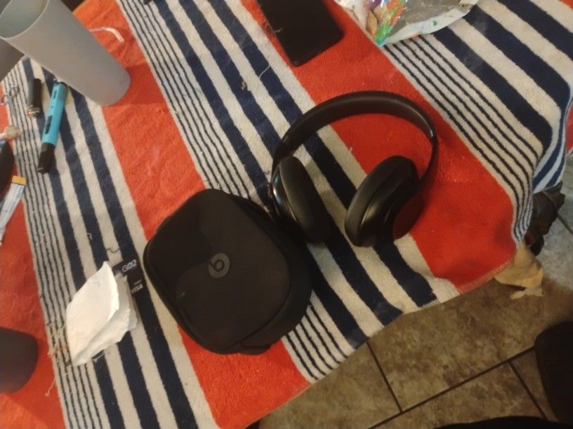 Beats Studio Pro