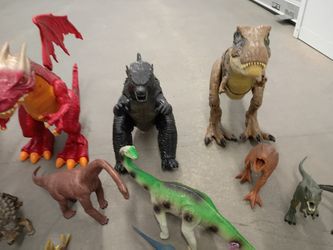 The Dinosaurs The Big Dragón & The Godzilla 