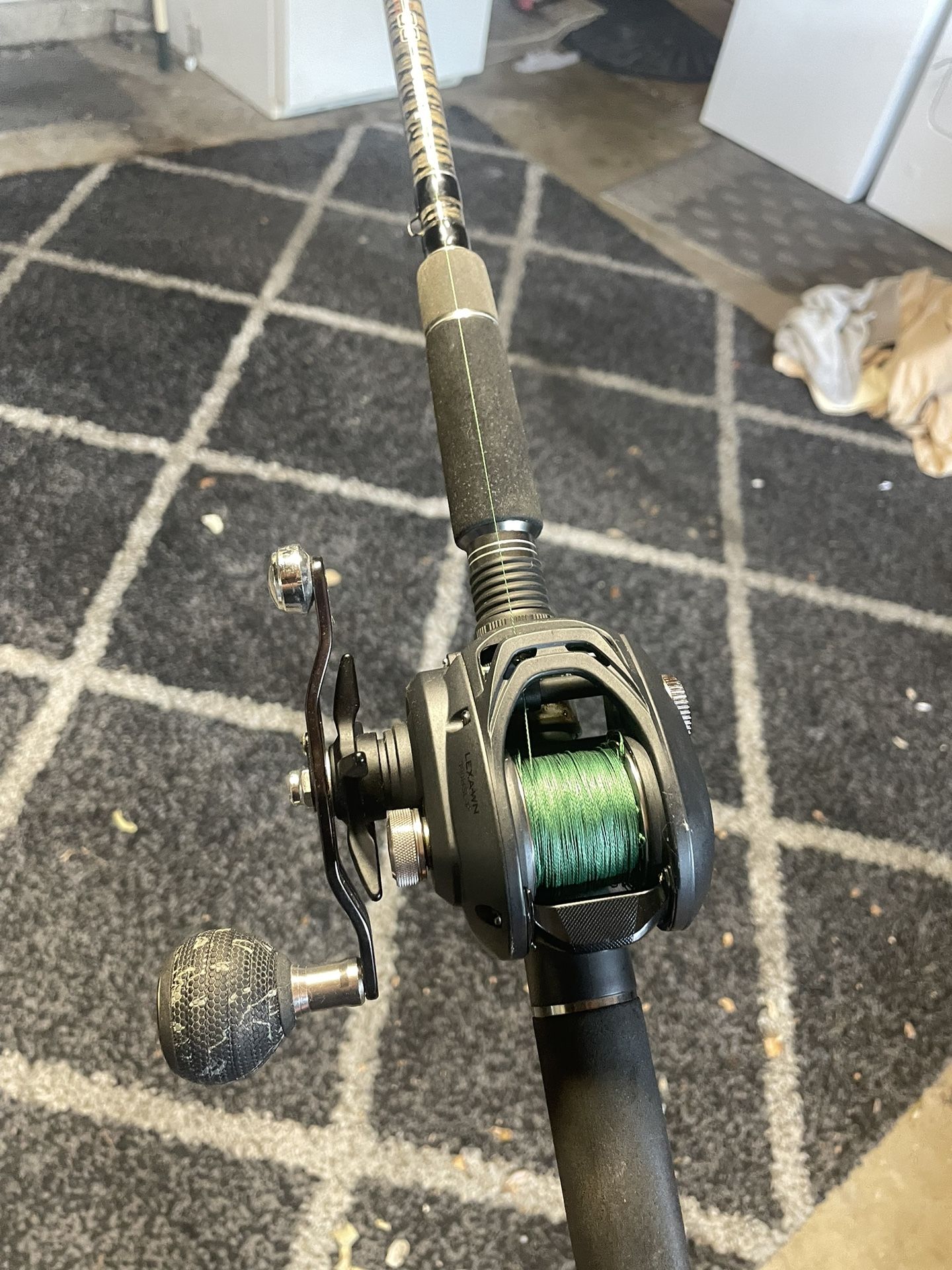 Okuma Inshore Fishing Rod/Daiwa Lexa 300 Reel