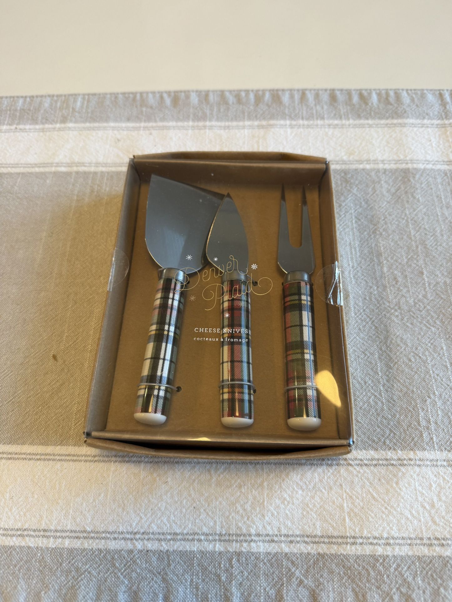 NIB Pottery Barn Rare Denver Plaid Cheese Knife Set
