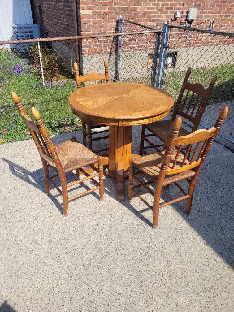 Solid Wood Kitchen Table With 4chairs 