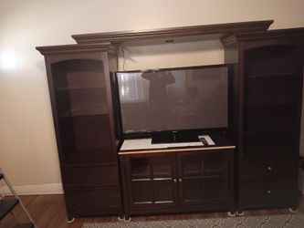 Entertainment Center 