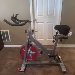 Sunny Health And Fitness stationary Bike
