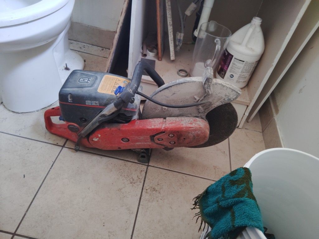 Husqvarna Concrete Saw