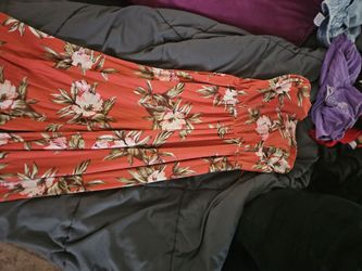 Womens floral jumper, size S 3-5