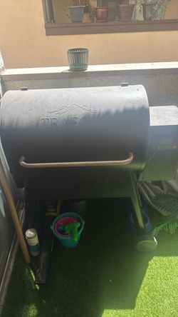 Traeger Smoker Grill