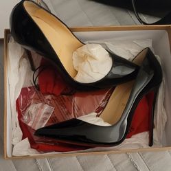 AUTHENTIC Christian louboutin heels
