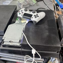 PS4. Works Great 