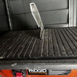 RIDGID TILE SAW 