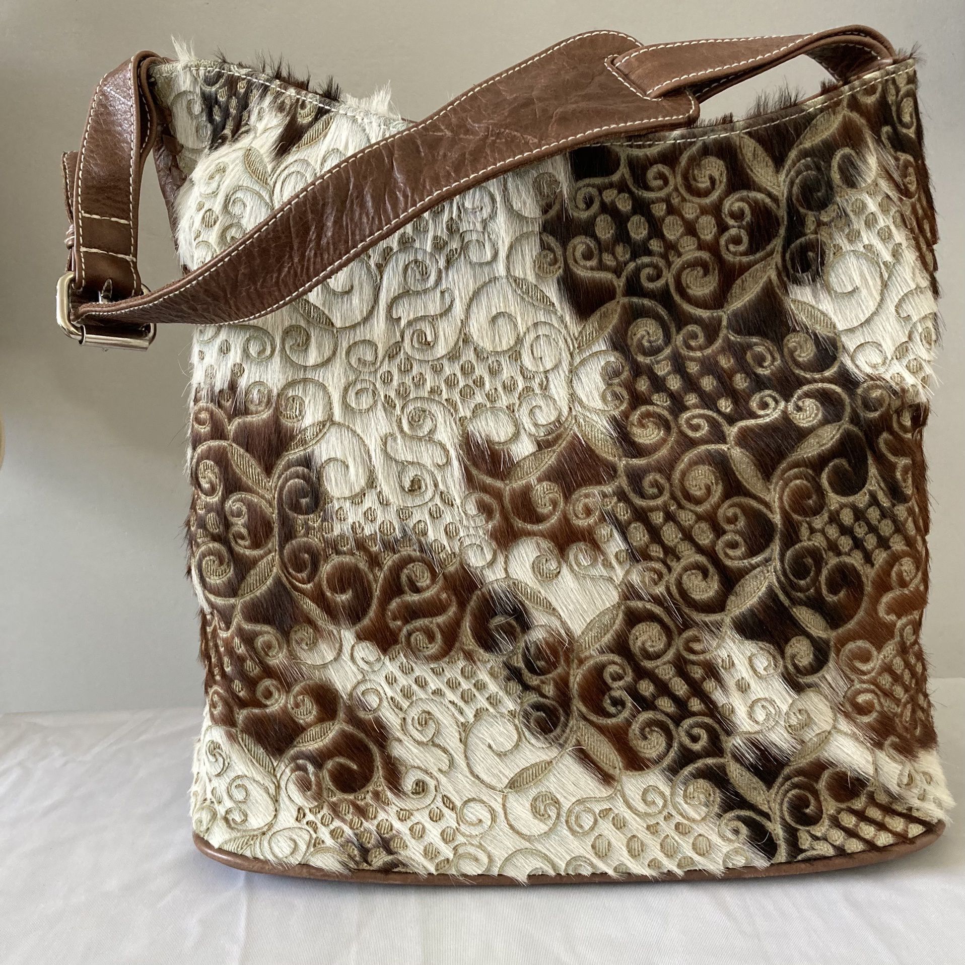 Boho Cowhide Patchwork Embroidered Shoulder Bag