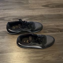 Puma Sneakers
