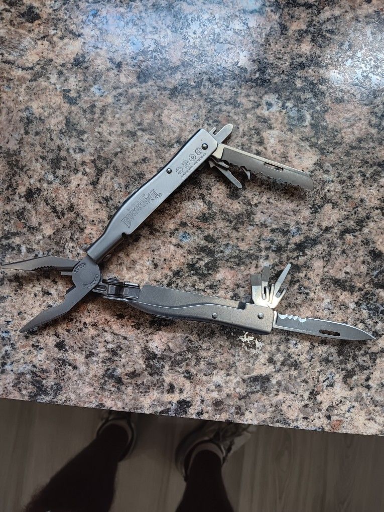 Retired Buck 360 Multi-tool With Sheath