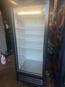 True GDM-12 Single Glass Door Commercial Refrigerator