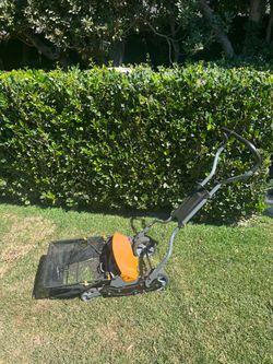 FISKARS Reel Lawn Mower