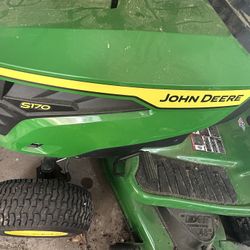 John Deere 