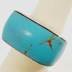 Beautiful Sterling Silver and Turquoise Ring