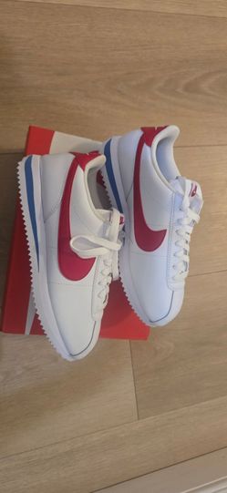 Nike cortez size 6