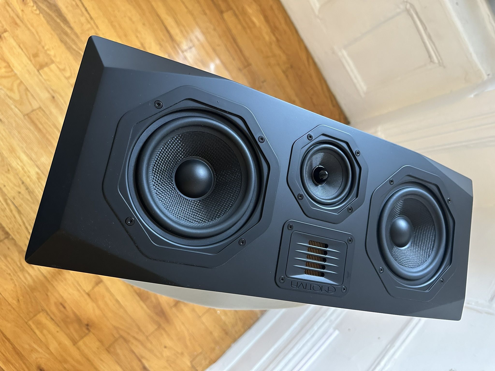 Emotiva Airmotiv C1+ Center Speaker