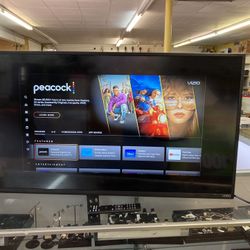 40” Vizio Smart Tv With Remote No Legs