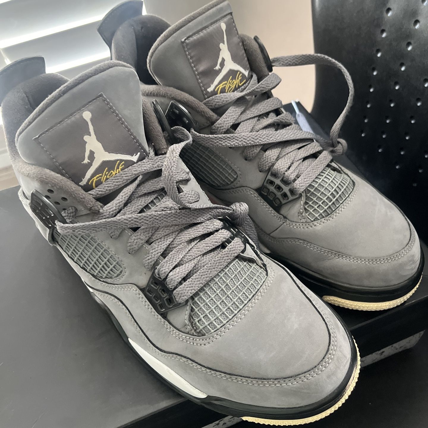 Jordan 4 Cool Grey 