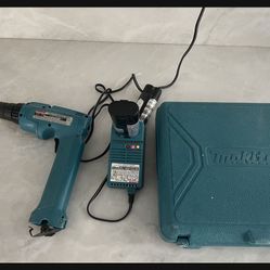 Makita battery power drill