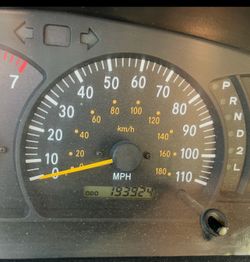 2004 Toyota Tundra Limited 4-Door V8 – Runs Strong – 193k Miles