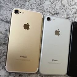 Apple iPhone 7 Unlocked  ( Each ) 