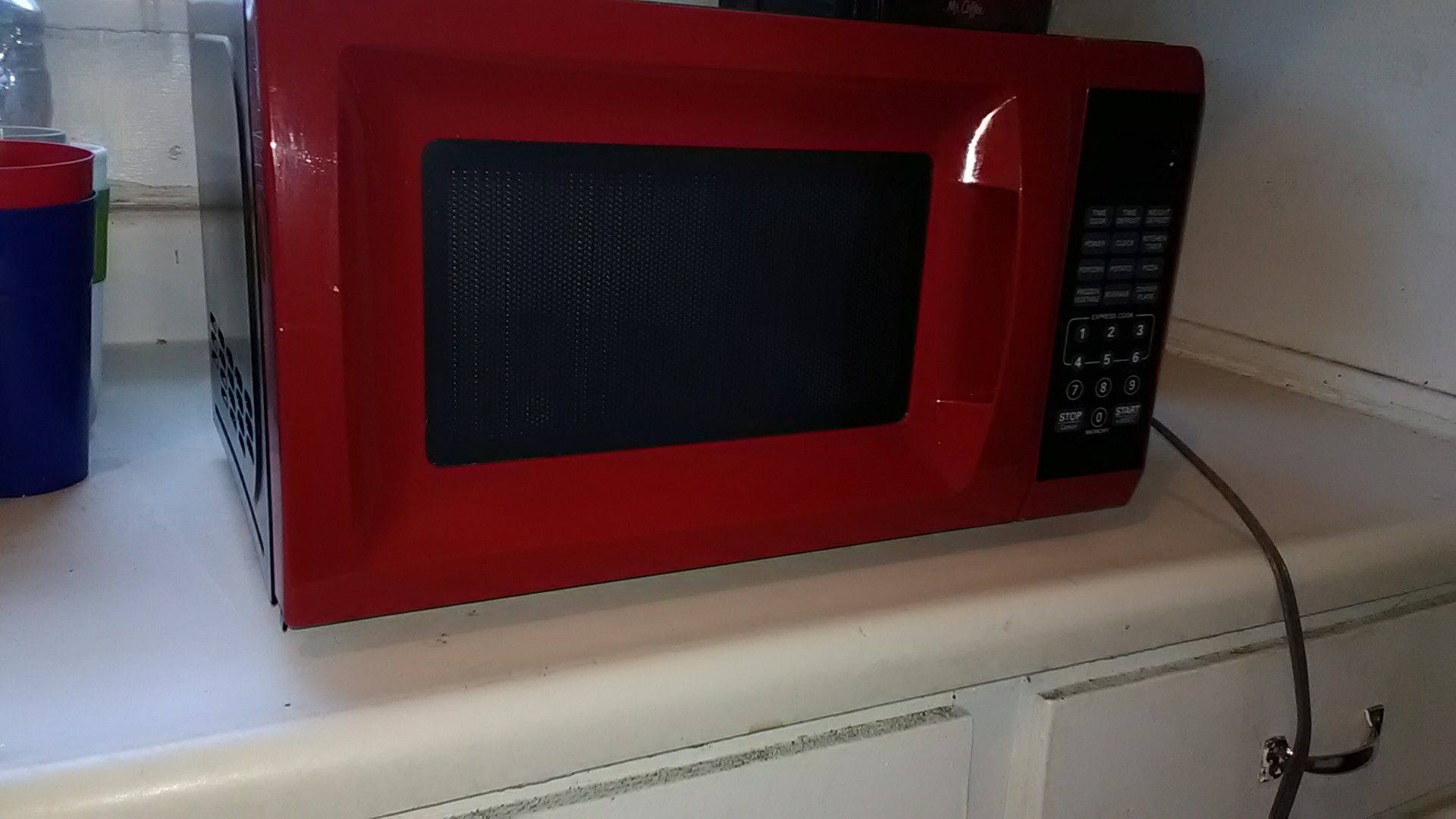 Newer /Used red microwave oven #FirstComeFirstServed