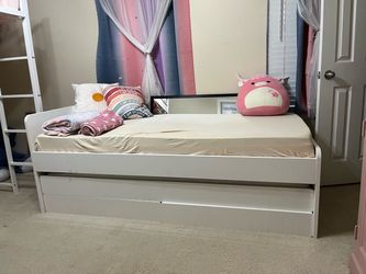 White Twin Trundle Bed with 2 Drawers