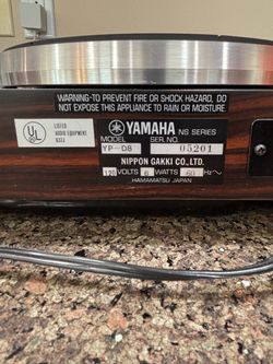 Yamaha YP-D8 Turntable