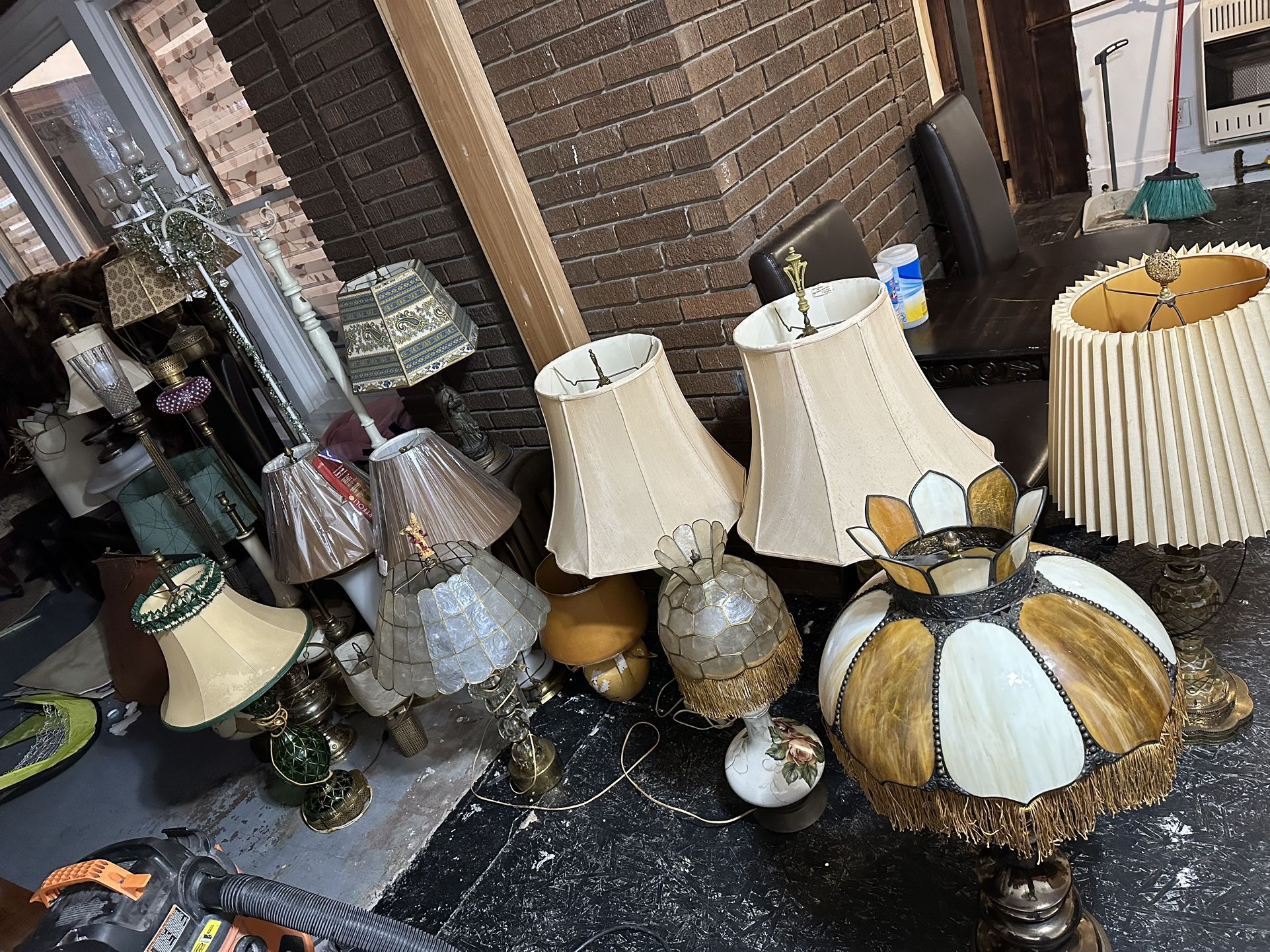Classic Lights Lamp