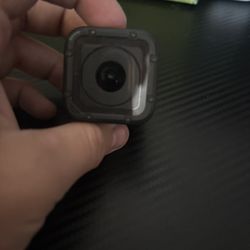 GO PRO HERO 4 WORKS (price isn’t firm)