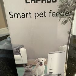 Pet Feeder