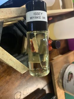 Issey MIYAKE (w) body oil fragrances 1oz rollon