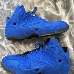 Lebron 11 EXT Suede QS “Game Royal” Size 9.5