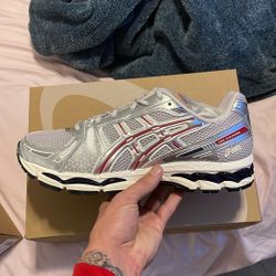 Asics 12.1